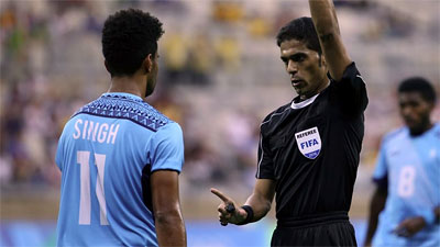 Футбольного арбитра ЧМ-2018 Фахада Аль-Мирдаси обвинили в попытке организовать договорной матч